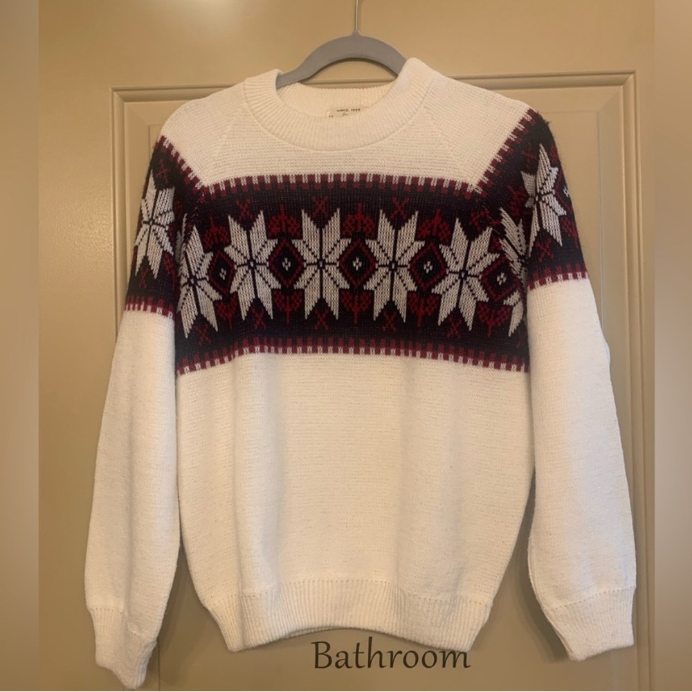 Lamb Knit sweater. Women’s size large.